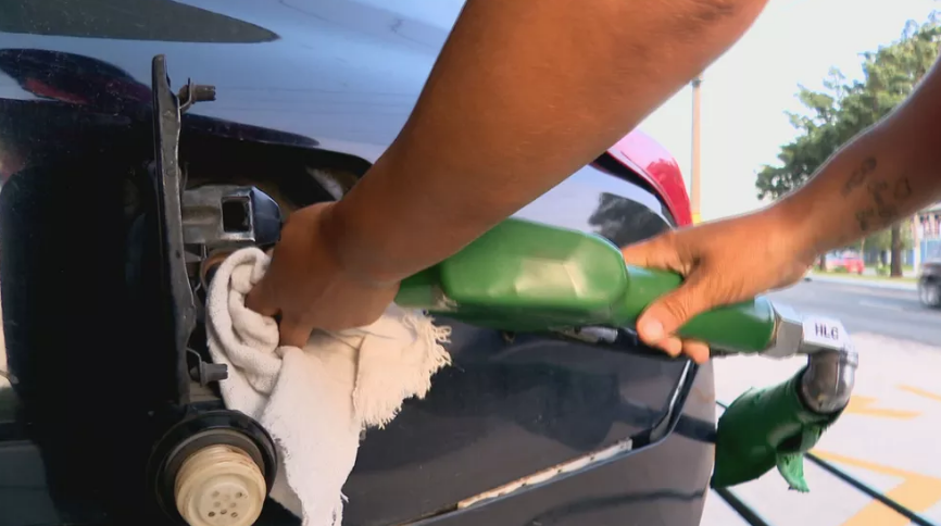 bomba gasolina