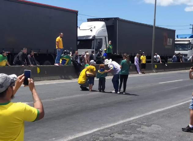 crianças protestos