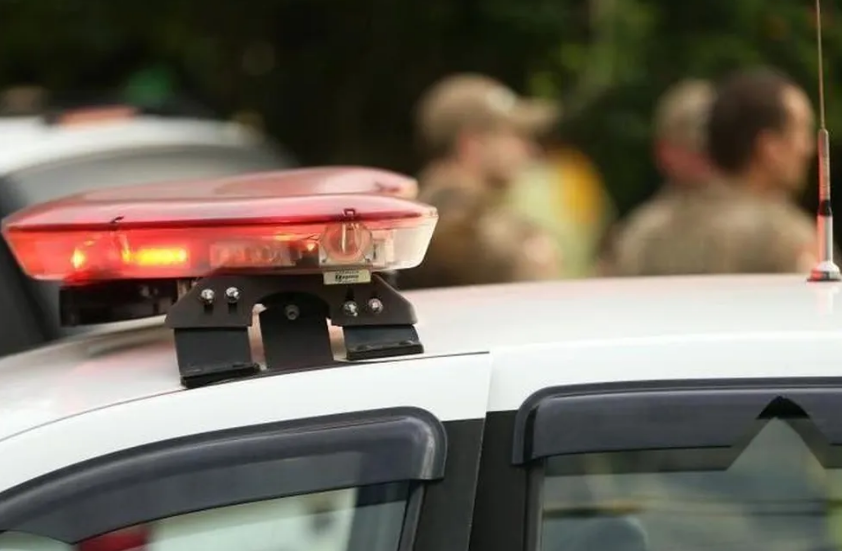 policia-1.png