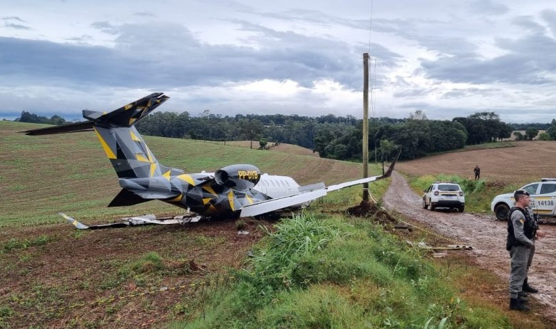 avião
