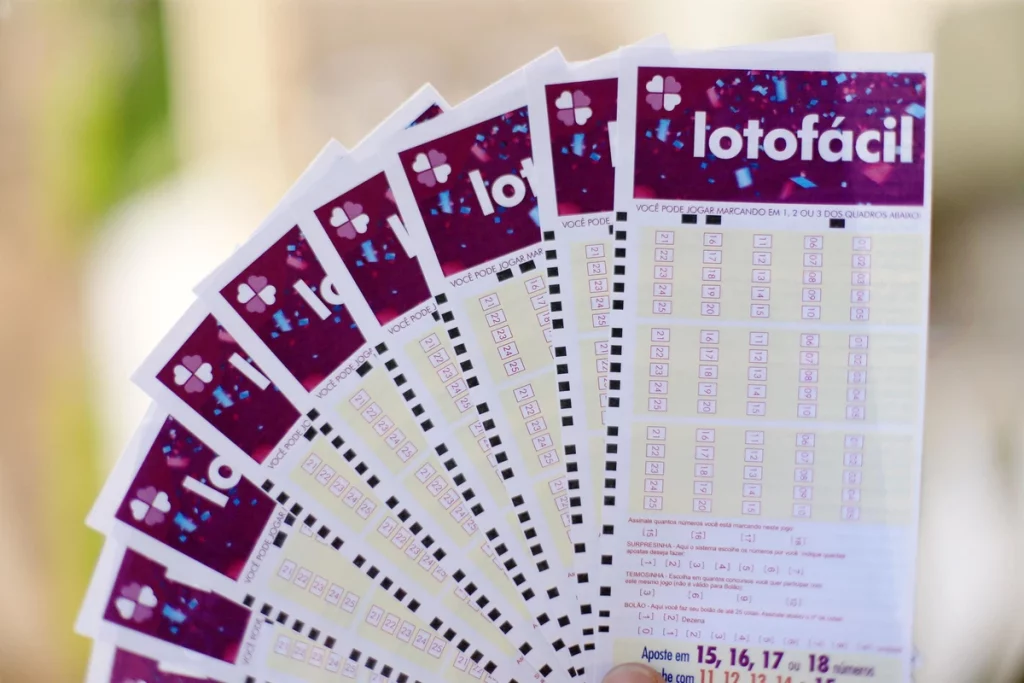 loterias-premio-da-lotofacil-resultado-da-lotofacil-lotofacil-loterias-da-caixa-resultado-loteria-1714740142-1024x683