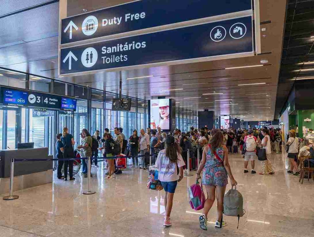 AEROPORTO-DE-FLORIANOPOLIS-1024x775