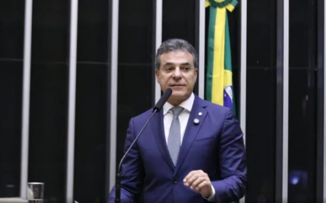 Captura de tela_10-9-2025_9436_carneironews.com.br