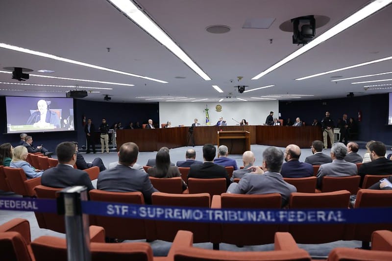 Terceiro-dia-de-julgamento-de-Bolsonaro-12