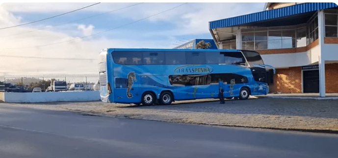 onibus-estacionado.png