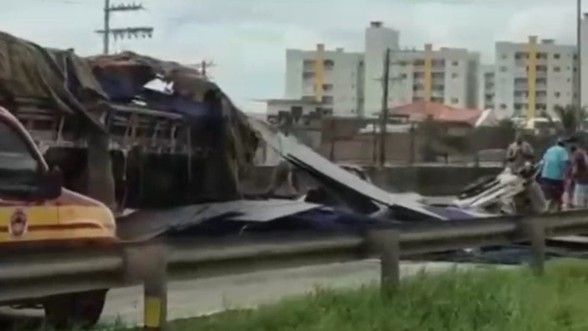 acidente-br-101-barra-velha-6