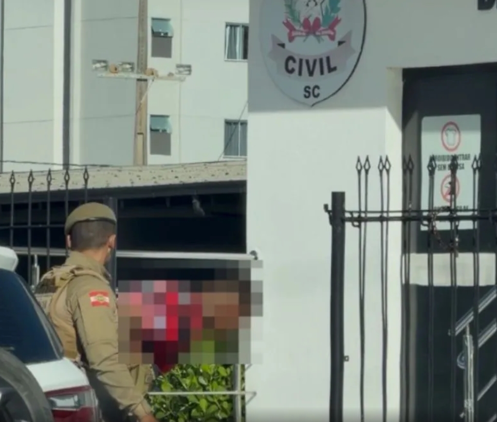 suspeito de matar mulher em navegantes