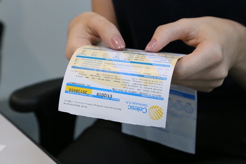 conta-luz-energia-em